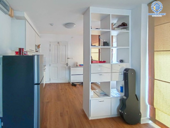 *****คอนโดมือสองย่านกรุงเทพฯ คอนโดวันสยาม พระราม1 ห้องมุม พื้นที่ใช้สอยขนาด 39.69 ตร.ม ฟังก์ชัน 1 ห้องนอน 1 ห้องน้ำ ที่จอดรถ 1 คัน พร้อมเข้าอยู่ บนทำเลเดินทางสะดวก ใกล้รถไฟฟ้าสายสีเขียวเข้ม "สถานีสนามกีฬาแห่งชาติ" และทางด่วน "ศรีรัช"